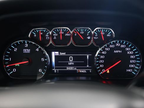 Used 2017 Chevrolet Silverado 2500 LT w/ LT Convenience Package image 12