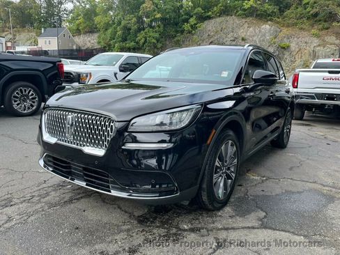 Used 2021 Lincoln Corsair Reserve w/ Equipment Group 201A image 8