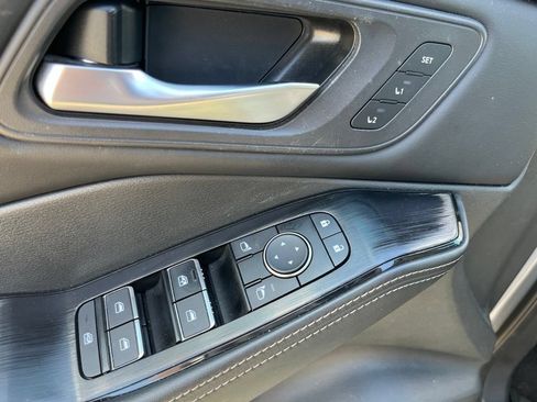 Used 2023 Nissan Rogue SL FWD image 10