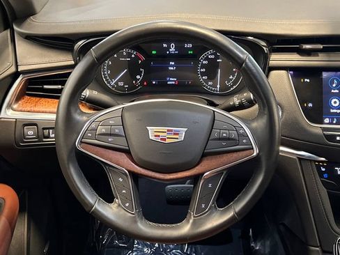 Used 2021 Cadillac XT5 Premium Luxury FWD image 19