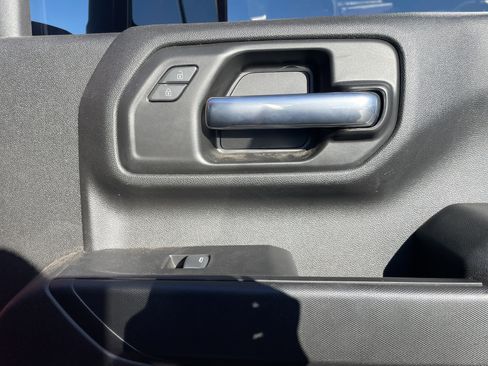 Used 2022 Chevrolet Silverado 2500 Custom w/ Snow Plow Prep/Camper Package image 11