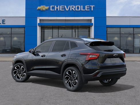 New 2026 Chevrolet Trax RS image 3