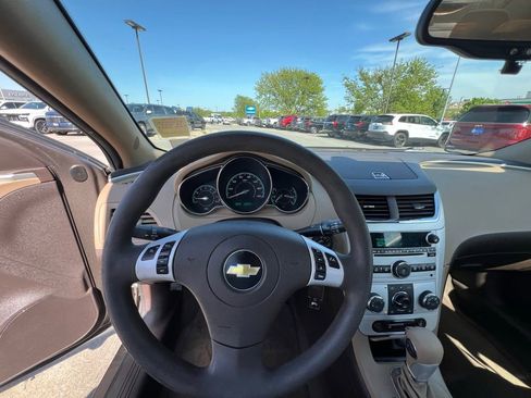 Used 2012 Chevrolet Malibu LS FWD image 32