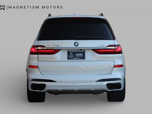 Used 2021 BMW ALPINA XB7 image 8