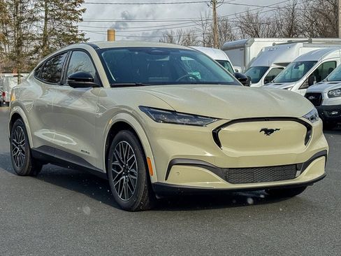 New 2025 Ford Mustang Mach-E Premium AWD/4WD image 8