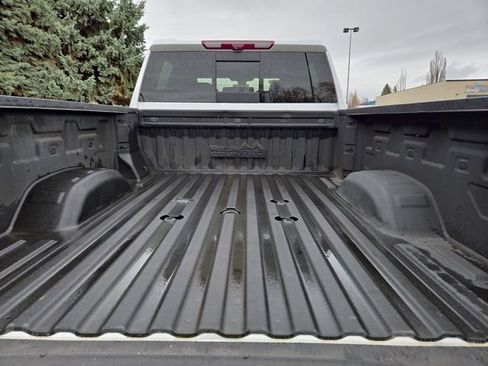Used 2023 Chevrolet Silverado 3500 High Country w/ Z71 Off-Road Package AWD/4WD image 35