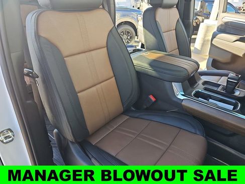 New 2026 Chevrolet Silverado 1500 High Country AWD/4WD image 10
