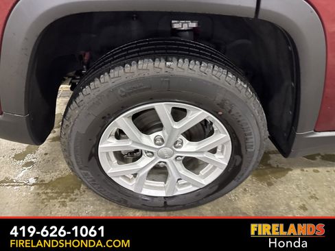 Used 2023 Jeep Grand Cherokee Limited image 44