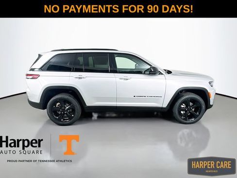 New 2025 Jeep Grand Cherokee Limited w/ Black Appearance Package AWD/4WD image 5