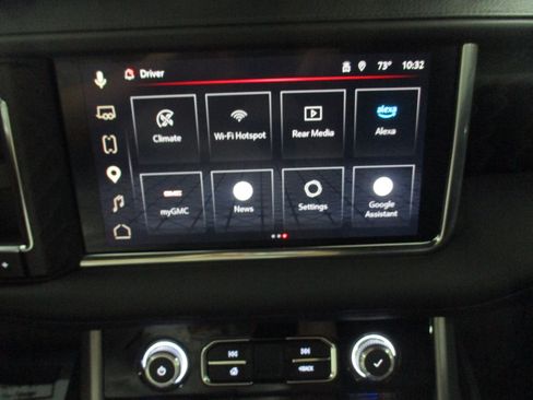 Certified 2024 GMC Yukon Denali w/ Advanced Technology Package AWD/4WD image 30