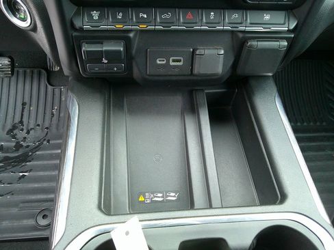 Used 2023 Chevrolet Silverado 3500 LTZ w/ LTZ Convenience Package image 27