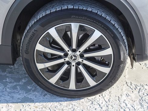 Used 2021 Mercedes-Benz GLB 250 image 10