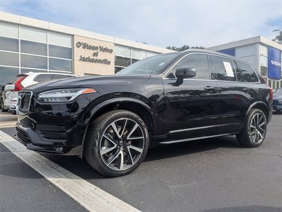 Used 2022 Volvo XC90 T6 Momentum w/ Advanced Package