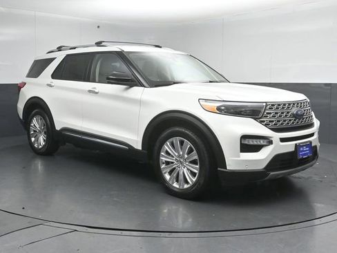 Certified 2020 Ford Explorer Limited w/ Class III Trailer Tow Package image 1