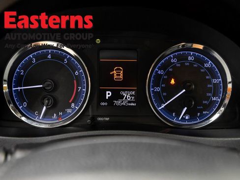 Used 2019 Toyota Corolla LE FWD image 17