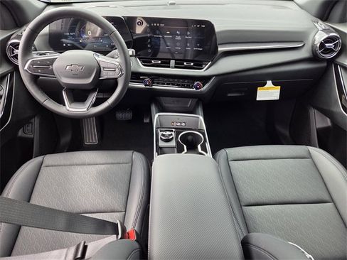 New 2026 Chevrolet Equinox LT image 19