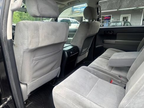 Used 2012 Toyota Sequoia SR5 AWD/4WD image 32