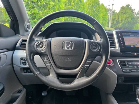 Used 2017 Honda Ridgeline RTL-T image 18