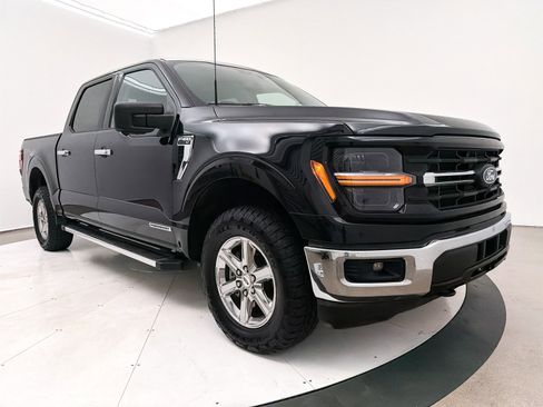 Used 2024 Ford F150 XLT w/ Mobile Office Package image 10