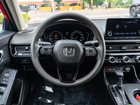 Used 2022 Honda Civic LX image 12