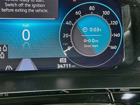 Used 2025 Volkswagen Atlas SE image 19