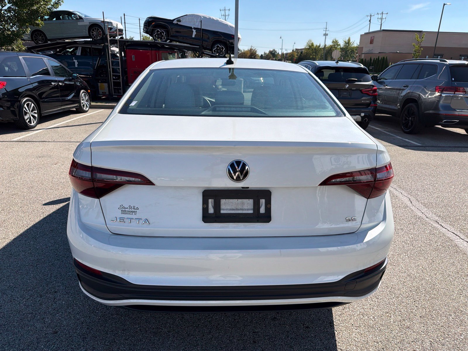 Used 2023 Volkswagen Jetta SE w/ Panoramic Sunroof Package FWD image 26
