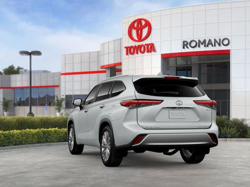 New 2026 Toyota Highlander Platinum AWD/4WD image 7