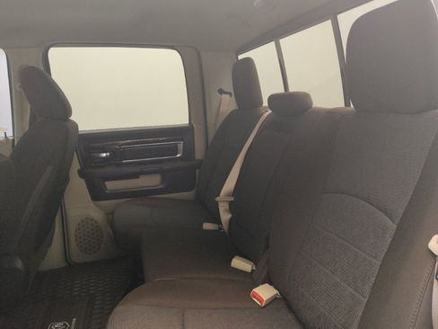 Used 2016 RAM 1500 Big Horn RWD image 18