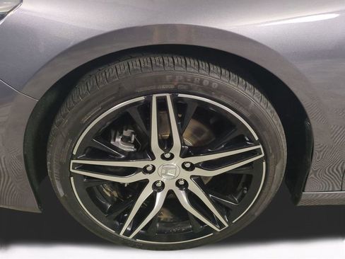 Used 2022 Honda Accord Touring image 11