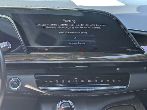 Certified 2024 Cadillac Escalade ESV Sport Platinum AWD/4WD image 20