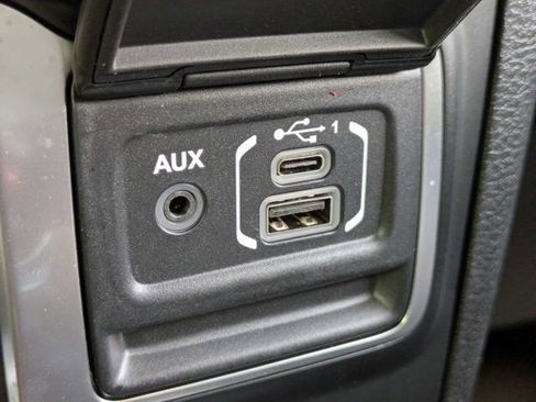 Used 2025 Jeep Wrangler Sport AWD/4WD image 20