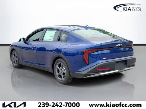 New 2026 Kia K4 FWD image 4