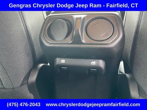 Used 2024 Jeep Wrangler Unlimited AWD/4WD image 28