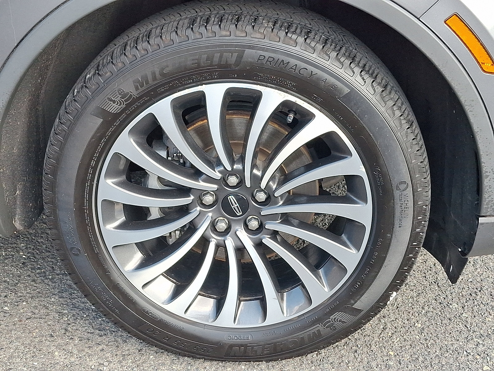 Used 2023 Lincoln Aviator AWD w/ Premium Package image 9