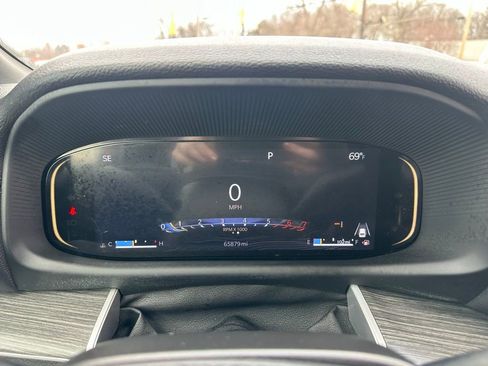 Used 2024 Jeep Wagoneer Series III image 27