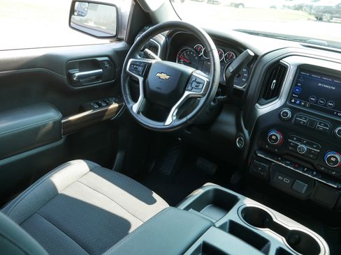 Used 2019 Chevrolet Silverado 1500 LT w/ All-Star Edition AWD/4WD image 9