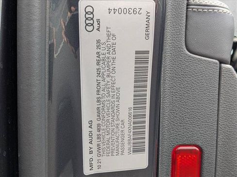 Used 2022 Audi A4 2.0T Premium Plus w/ Premium Plus Package AWD/4WD image 25