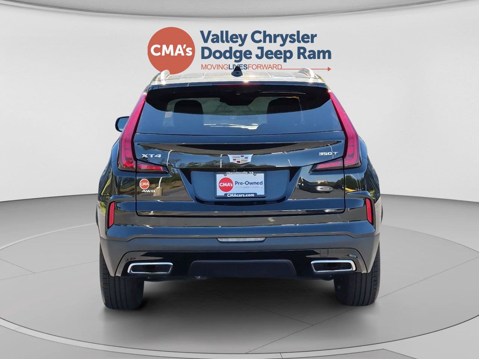 Used 2025 Cadillac XT4 Premium Luxury AWD/4WD image 4