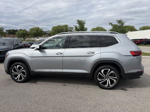 Used 2021 Volkswagen Atlas SEL Premium w/ MDO Package (Bench Seat) AWD/4WD image 11