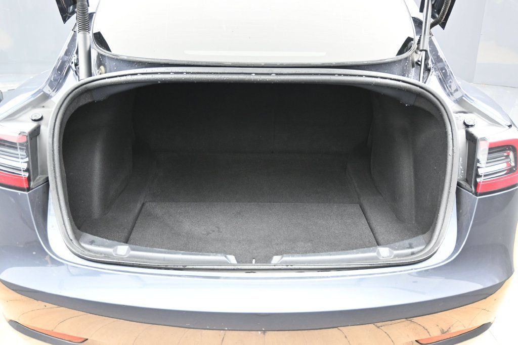 Used 2023 Tesla Model 3 Standard Range RWD image 14