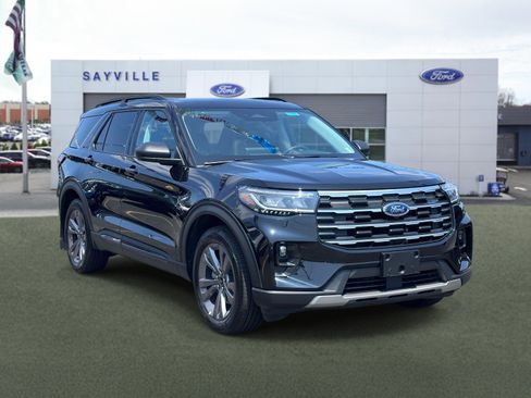 Used 2026 Ford Explorer Active w/ Active Comfort Package AWD/4WD image 6