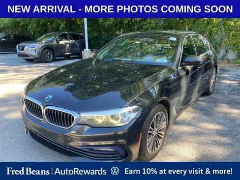 Used 2018 BMW 530i xDrive AWD/4WD image 3