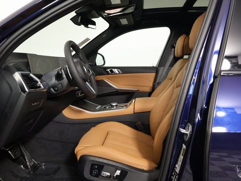 New 2026 BMW X5 xDrive40i w/ M Sport Package AWD/4WD image 5