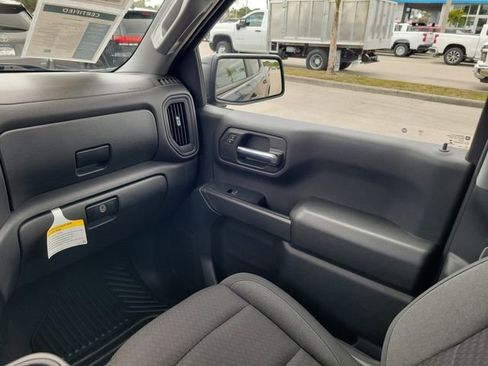 Certified 2023 Chevrolet Silverado 1500 Custom image 12