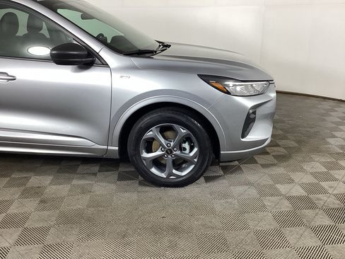 Certified 2023 Ford Escape ST-Line AWD/4WD image 7
