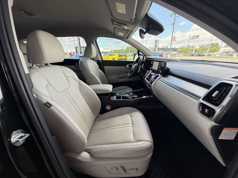 Used 2022 Kia Sorento AWD SX Prestige Plug-In Hybrid image 30