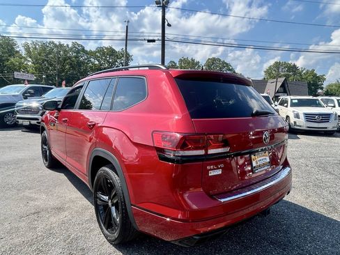 Used 2023 Volkswagen Atlas SEL R-Line AWD/4WD image 3