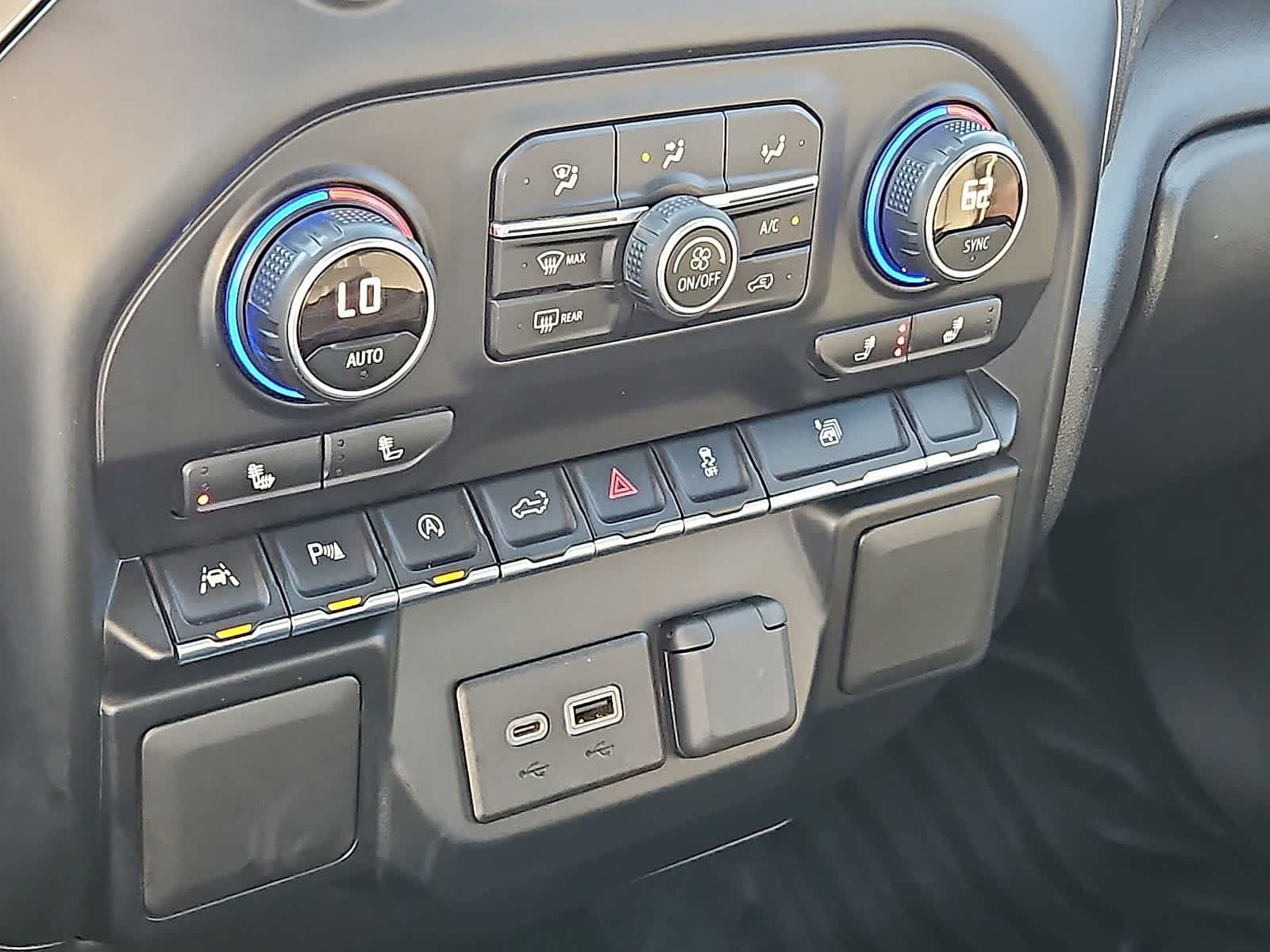 Certified 2019 Chevrolet Silverado 1500 LT w/ Convenience Package AWD/4WD image 23