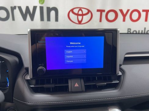 Used 2025 Toyota RAV4 XLE image 30