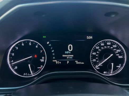 Used 2020 Toyota Avalon Limited image 17